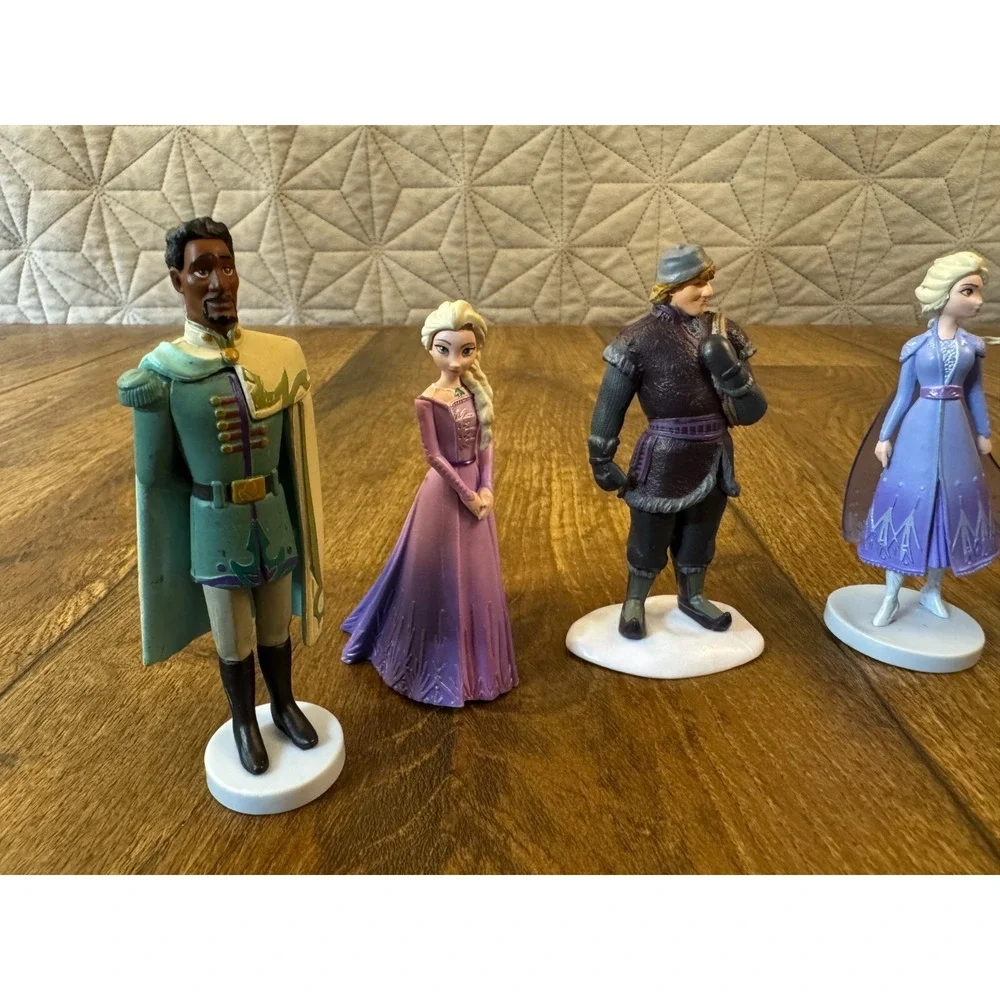Disney Store Princess Ana Elsa Frozen Toy Figures Lot Cake Topper Yelena Mattias